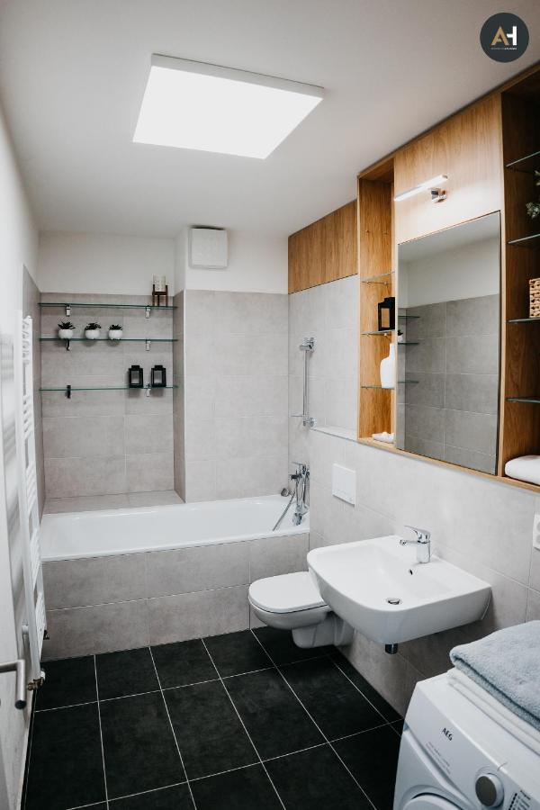 Ferienwohnung Ah Mlynska Basta I Košice Exterior foto